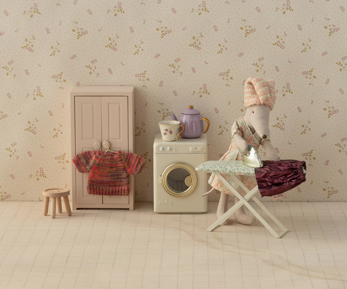 Mum Mouse Skirt and Knitted Blouse