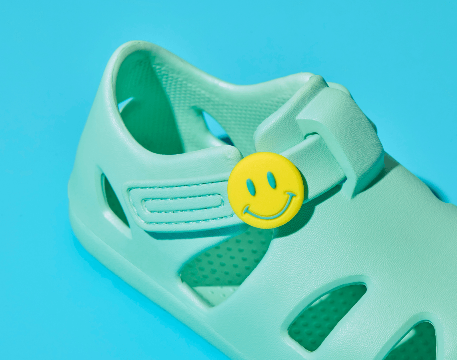 Splash Sandal Charms - Smiley