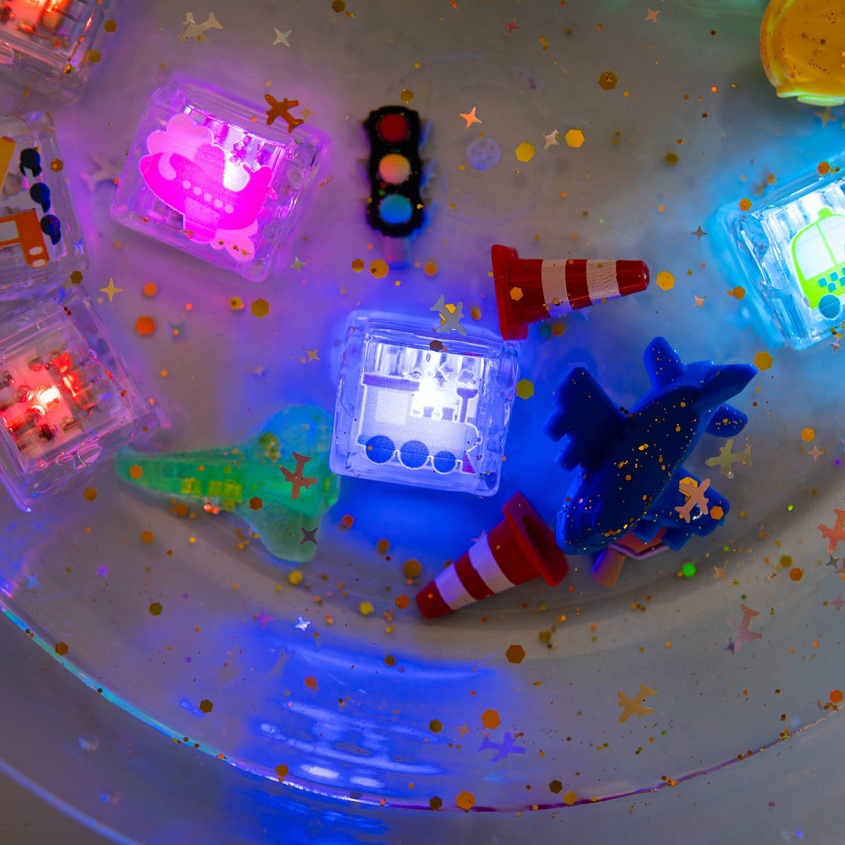 Autos Light Up Cubes - 6 Pack