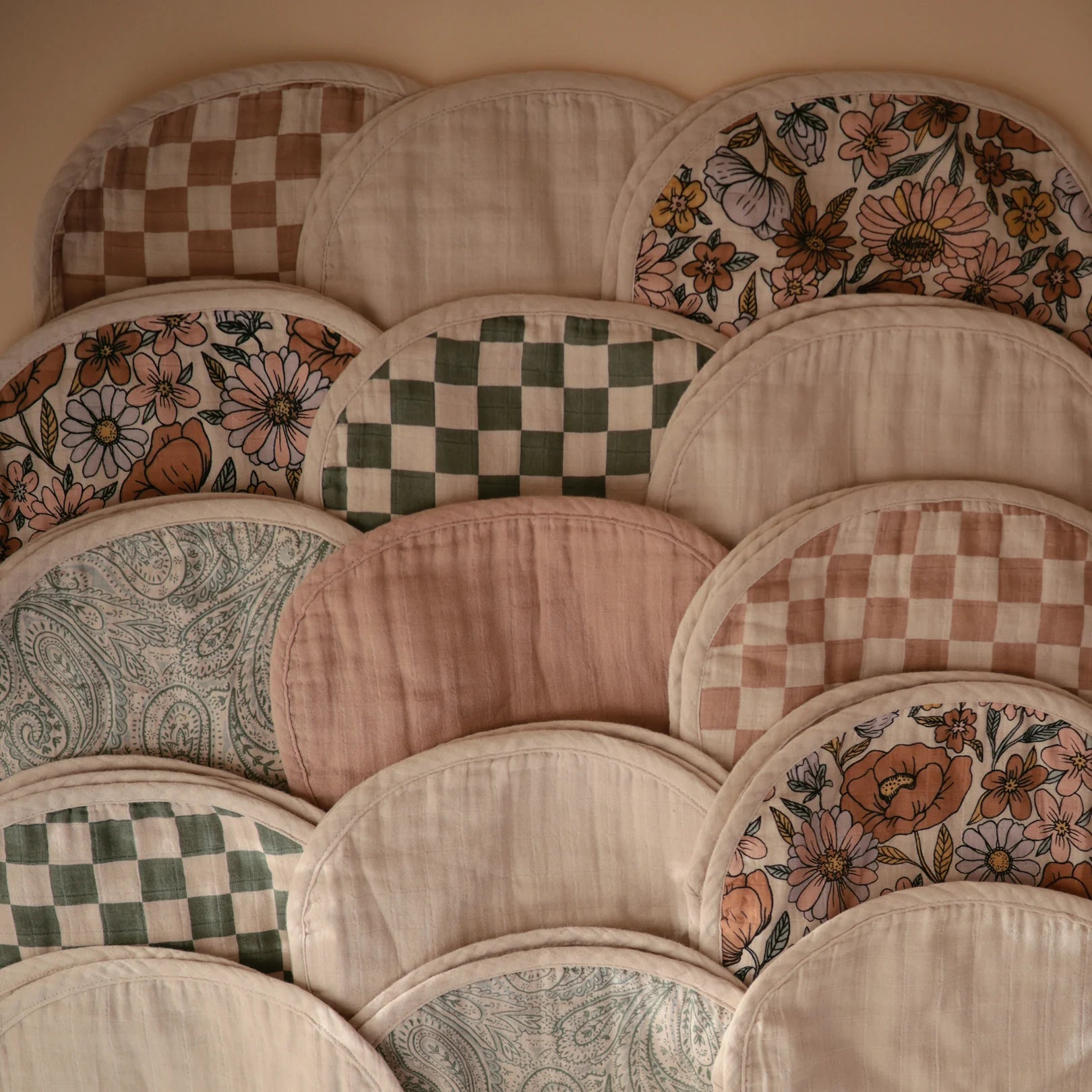 Organic Cotton Muslin Burp Cloth - Retro Flowers & Fog