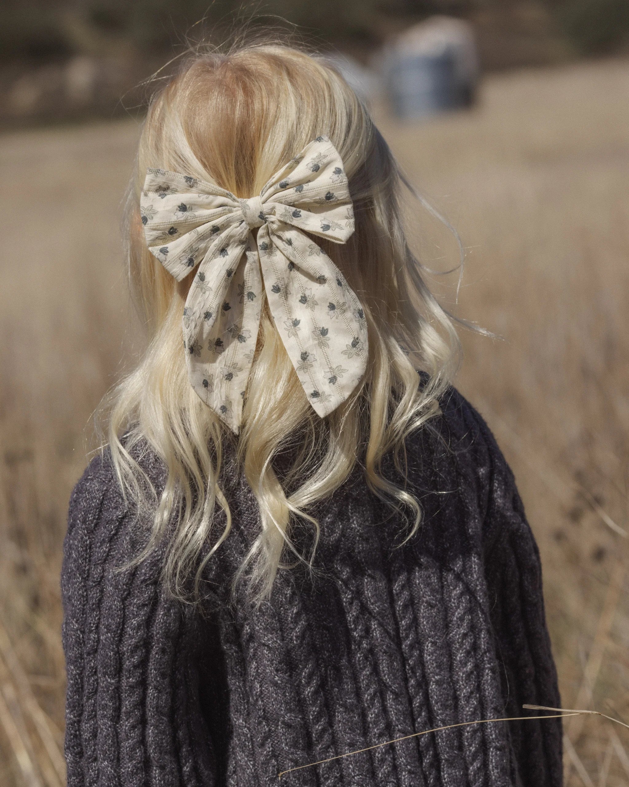 Vintage Fleur Oversized Bow