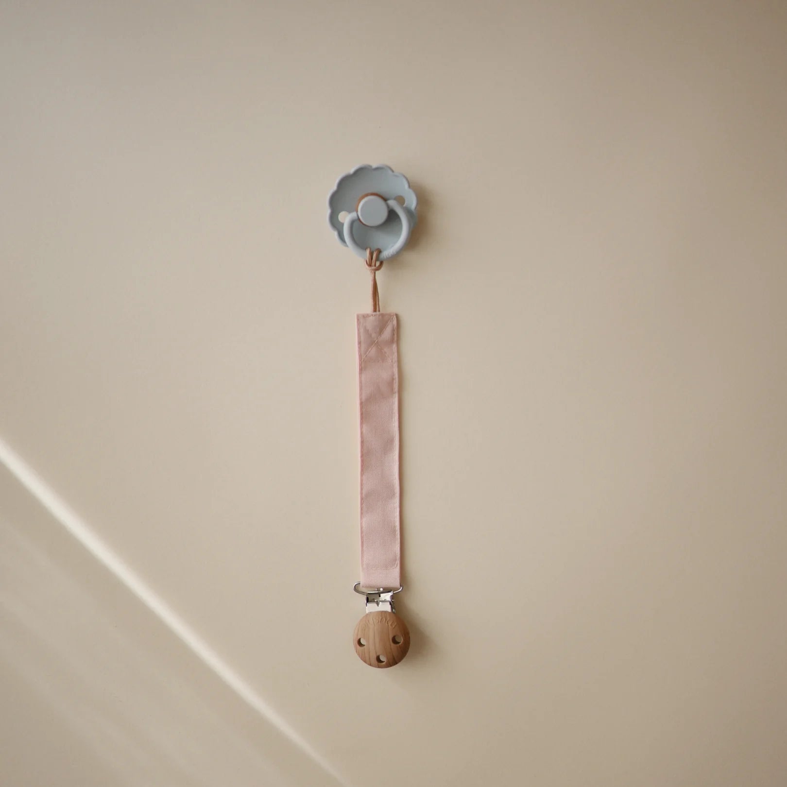 Linen Pacifier Clip - Blush & Cream