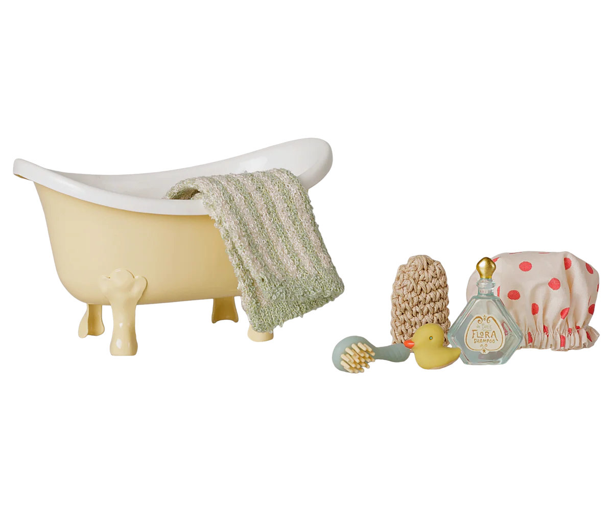 Pre-Order: Yellow Mouse Bathtub Set {Expected Mid October}