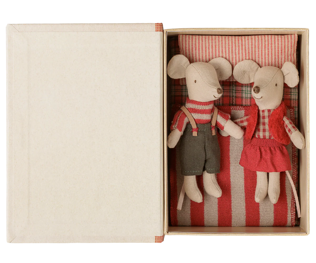 Pre-Order: Christmas Twin Mice Little Sister & Brother in Book {Expected Mid September}