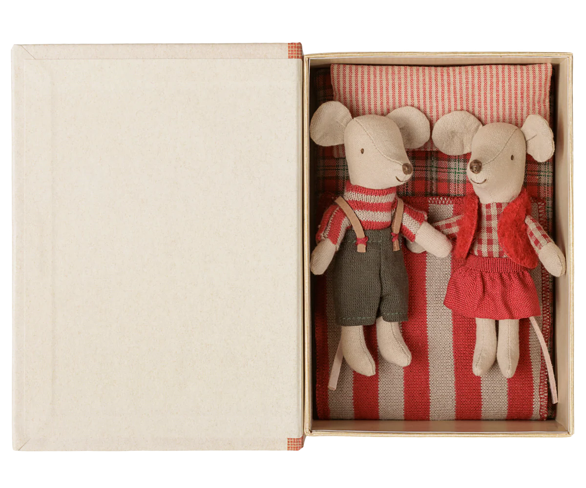Pre-Order: Christmas Twin Mice Little Sister & Brother in Book {Expected Mid September}