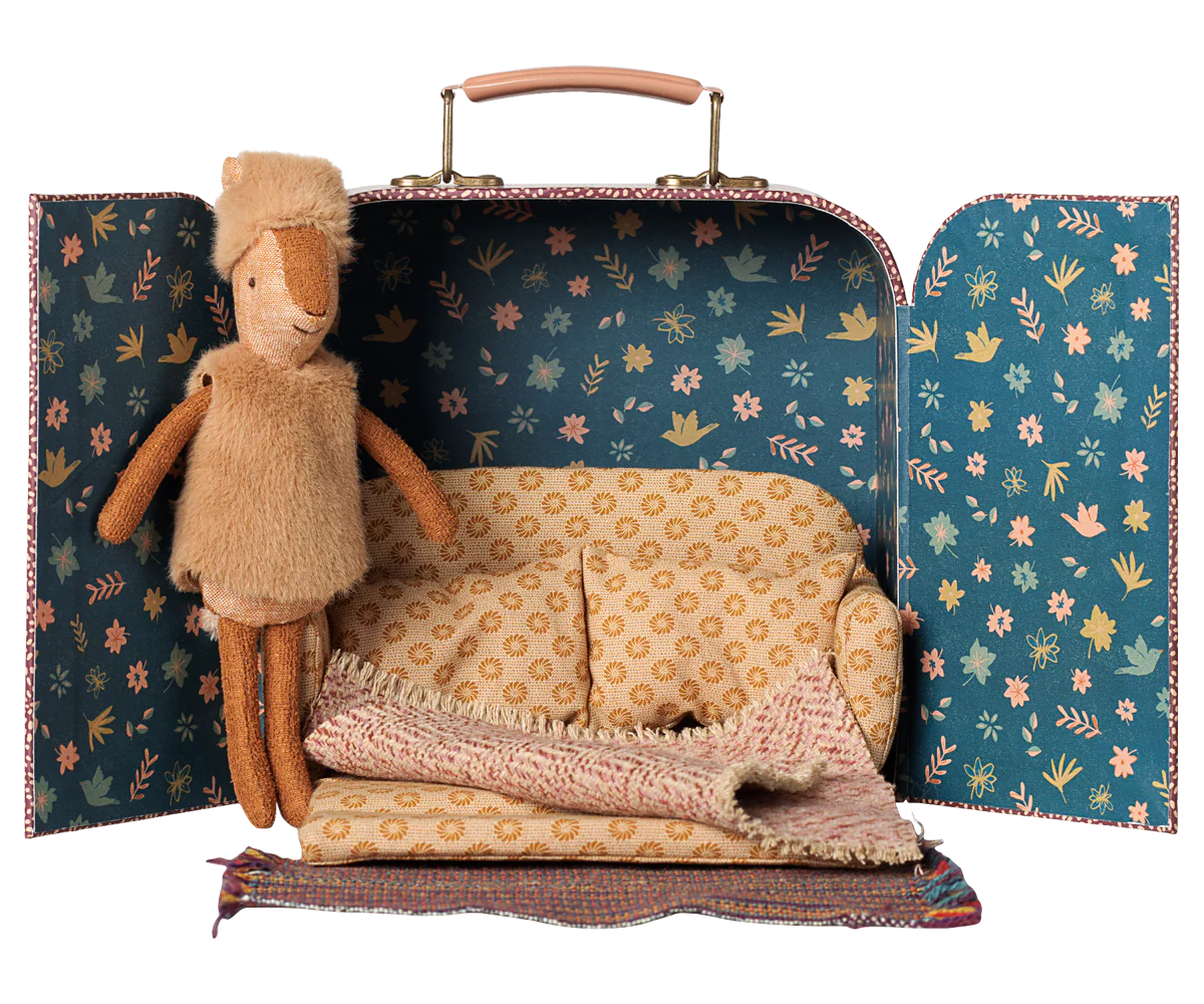 Pre-Order: Little Sister Reindeer in Suitcase, {Expected Early November}
