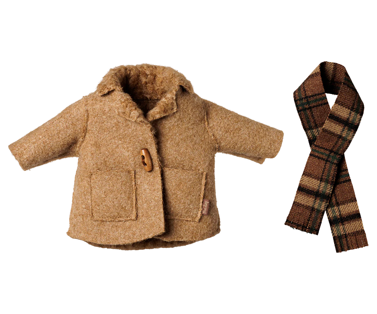 Pre-Order: Medium Mouse Jacket & Scarf  {Expected Early November}