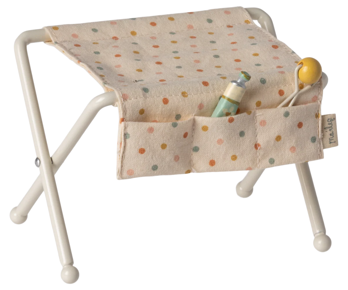 Off White Baby Mouse Nursery Table