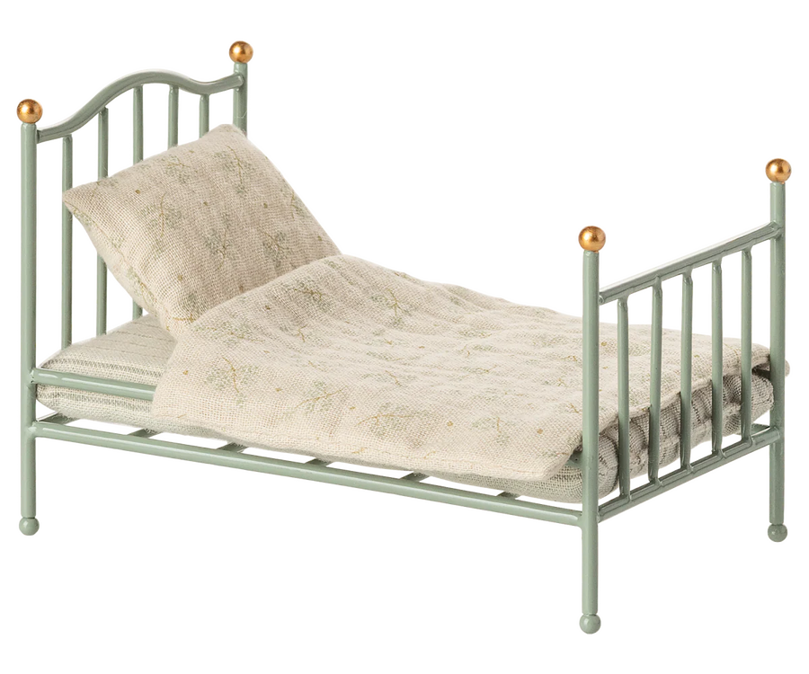 Mint Vintage Single Mouse Bed
