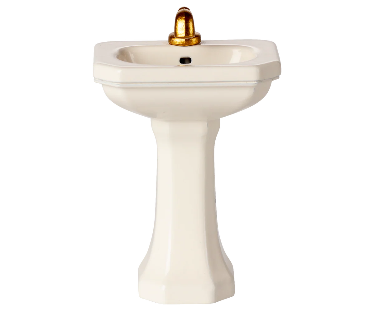Off White Mouse Bathroom Sink