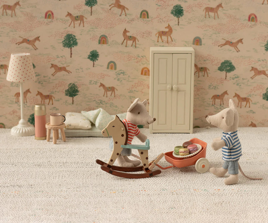 Sand Vintage Mouse Floor Lamp