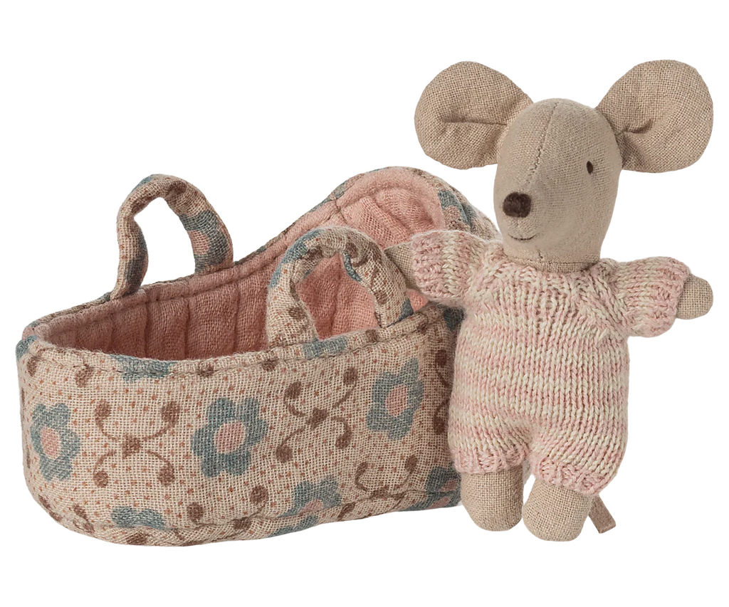 Rose Baby Mouse in Carrier