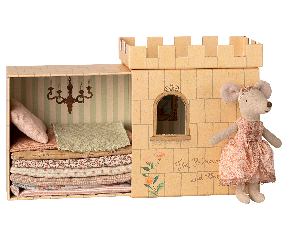 Big Sister Mouse Princess and the Pea