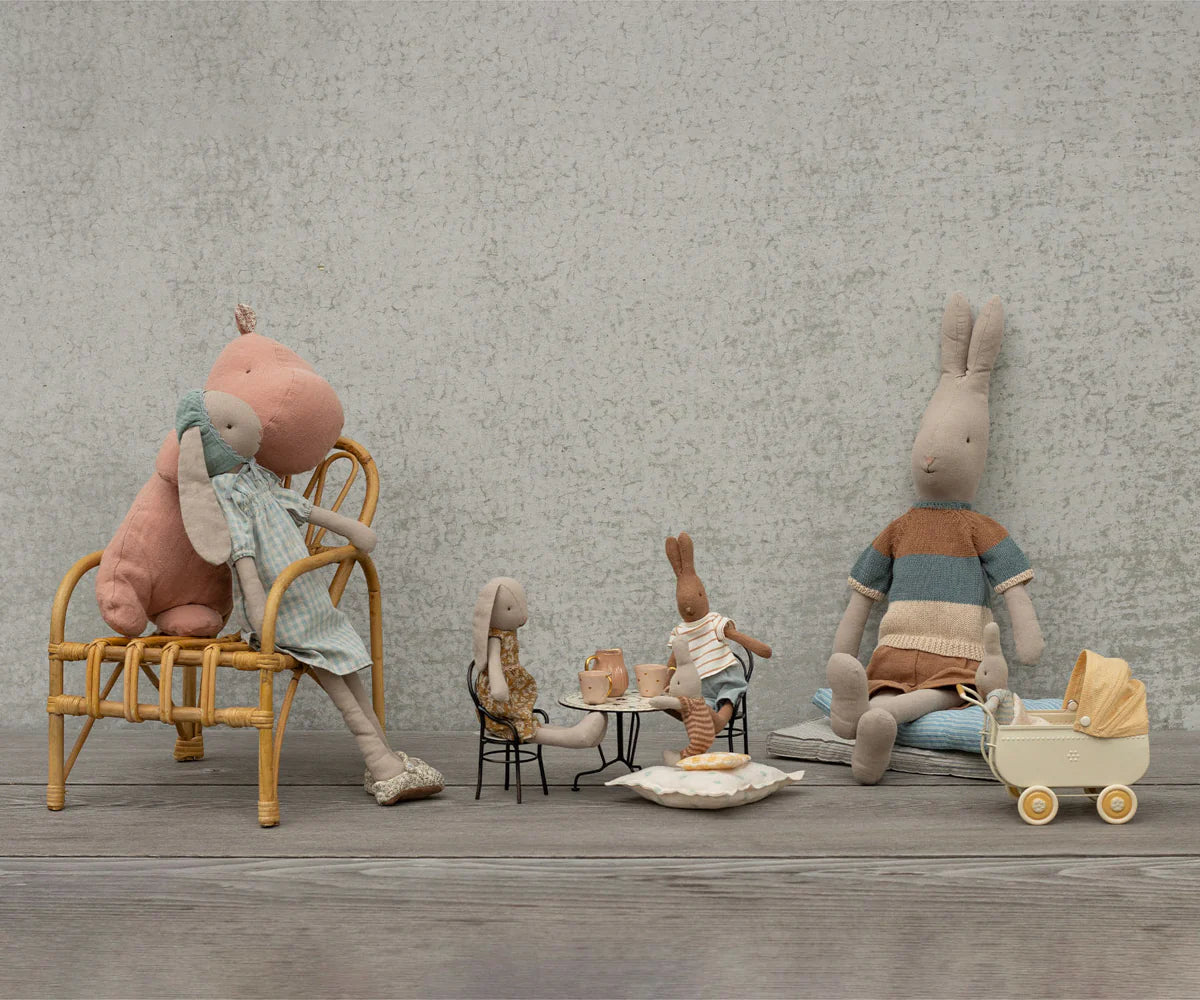 Miniature Dining Table Set (2 chairs)