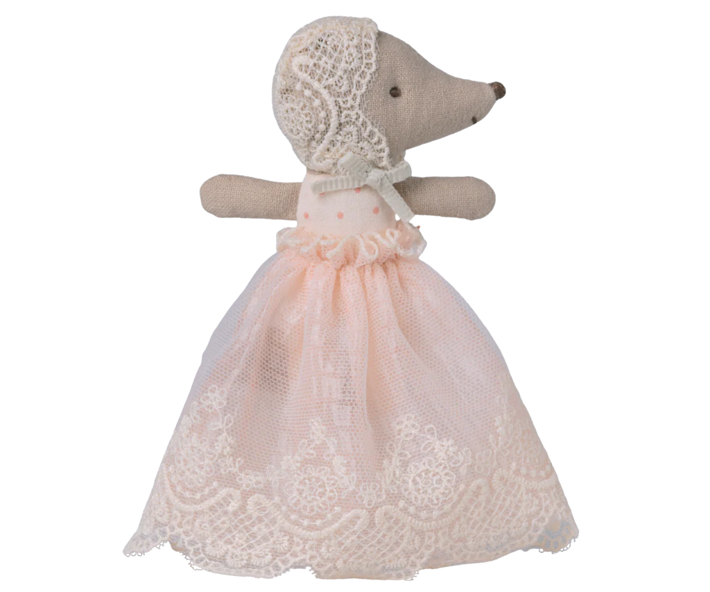 Powder Baby Mouse in Gown