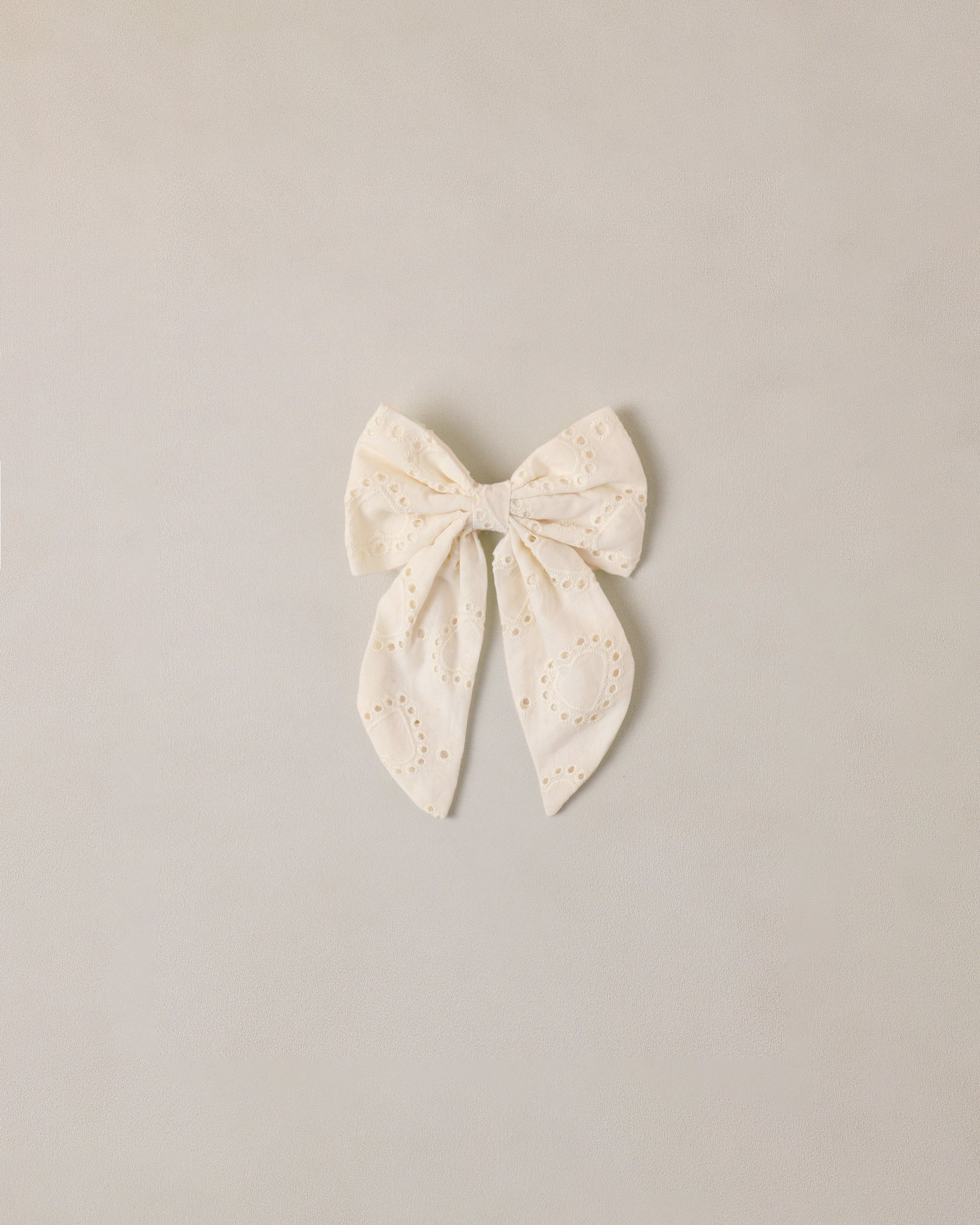 Ivory Everly Bow