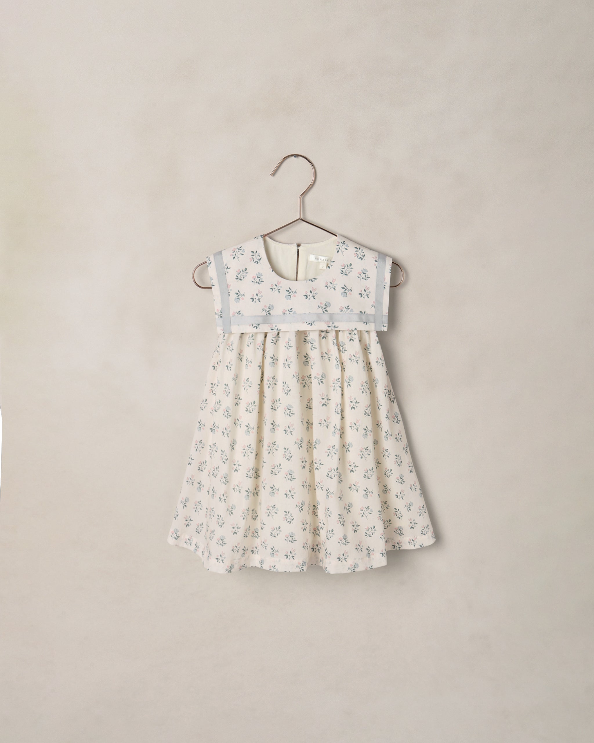 Summer Ditsy Daisy Dress