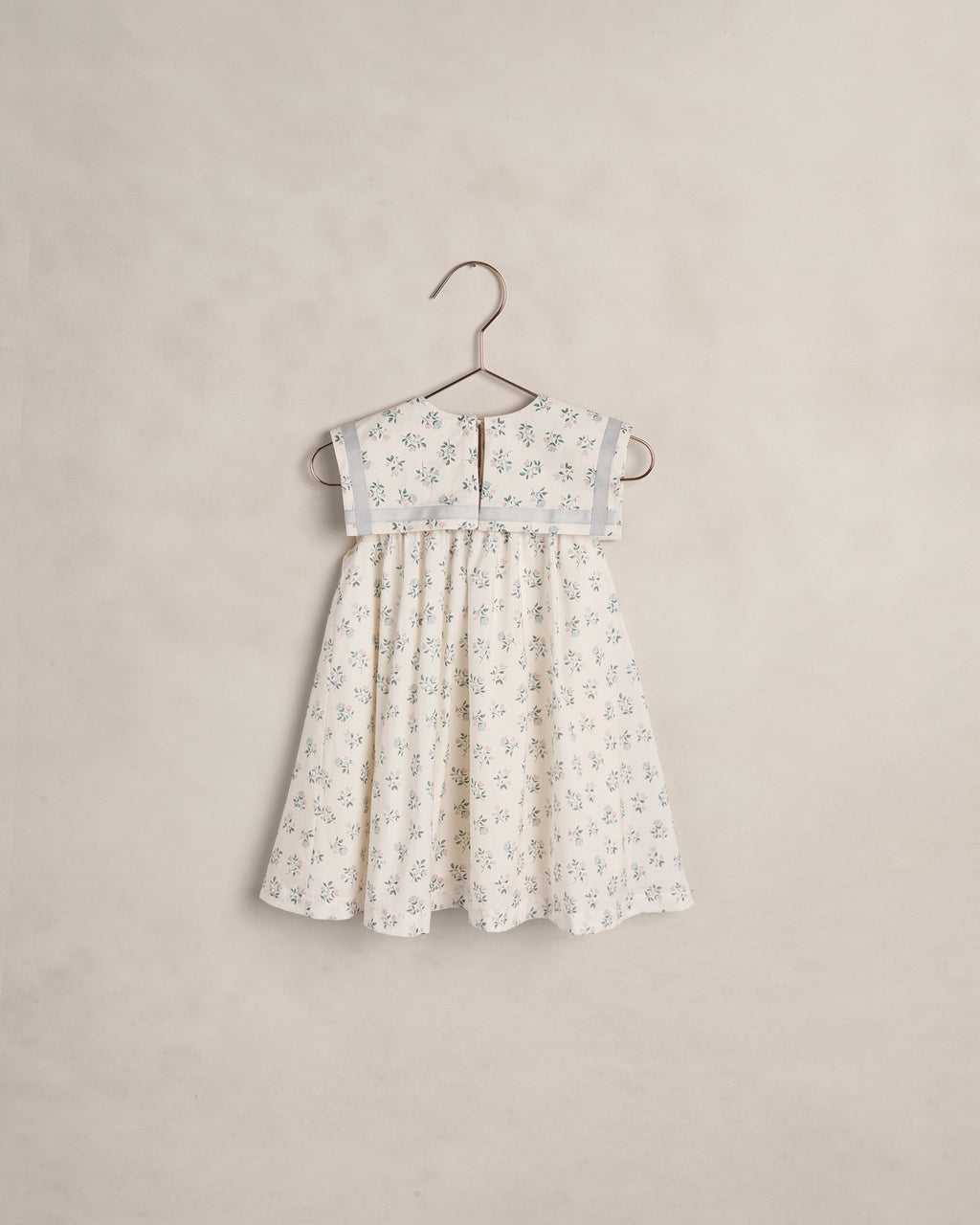 Summer Ditsy Daisy Dress