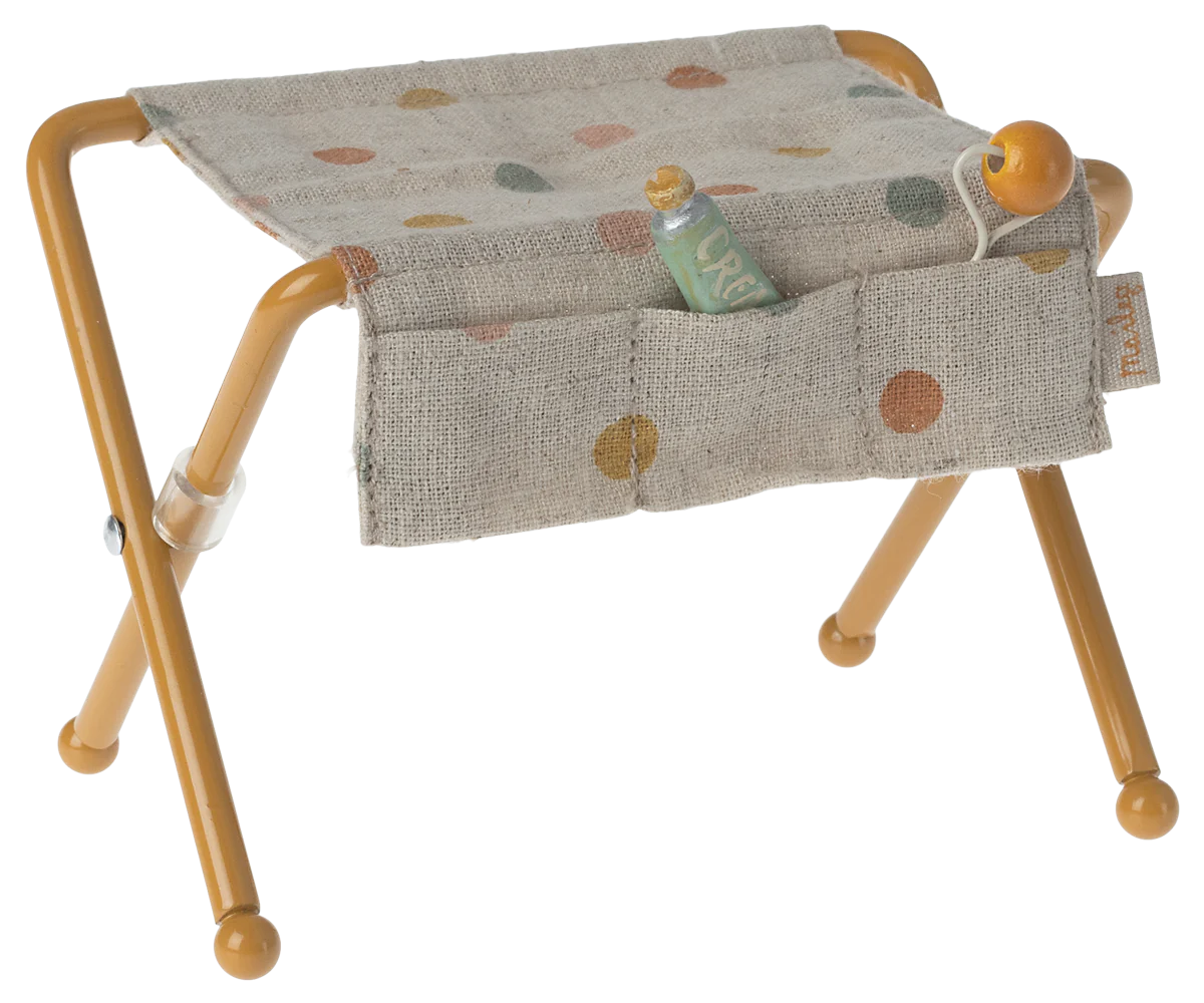 Baby Mouse Nursery Table - Ocher