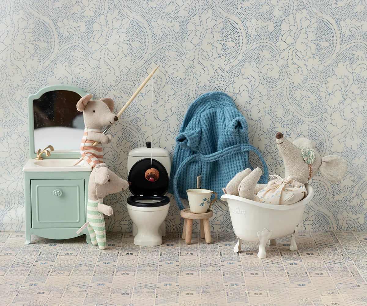 Mint Mouse Sink Dresser