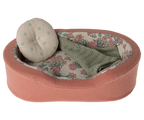 Small Cosy Basket Bed - Coral