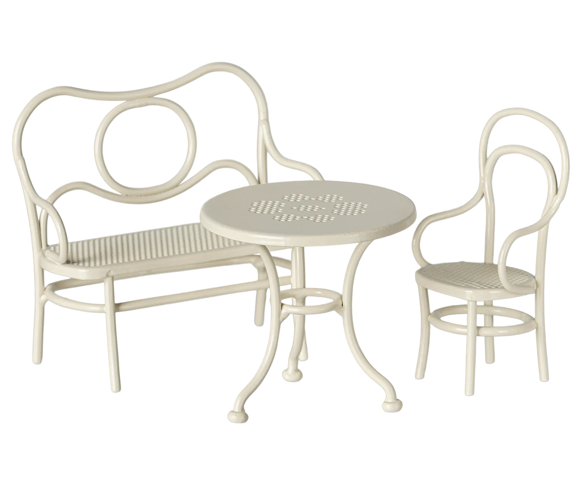 Off White Small Mouse Café Set