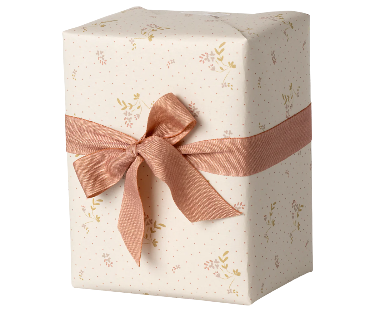 Bae Gift Wrap