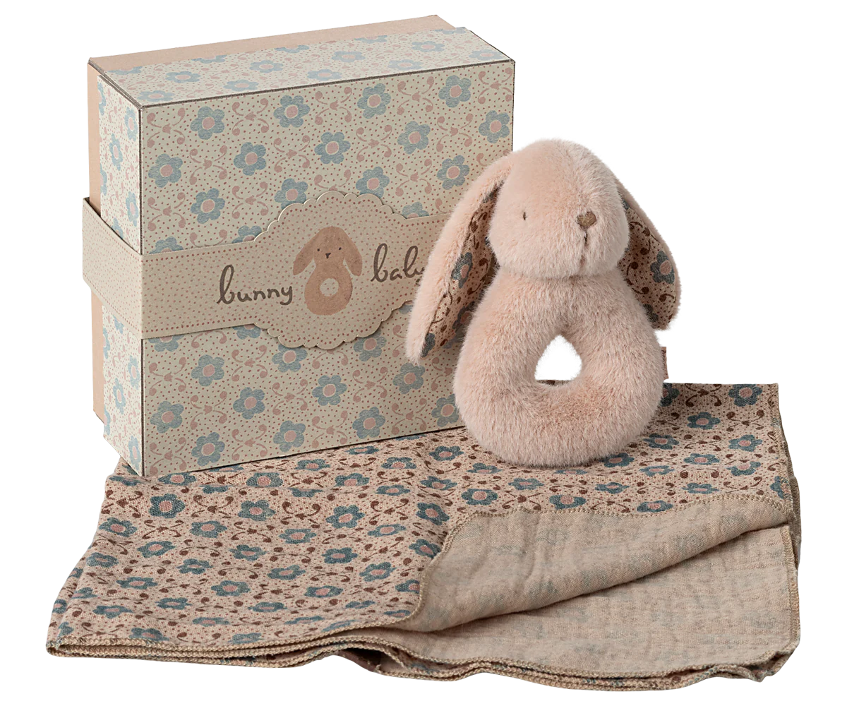 Powder Rabbit Rattle Set
