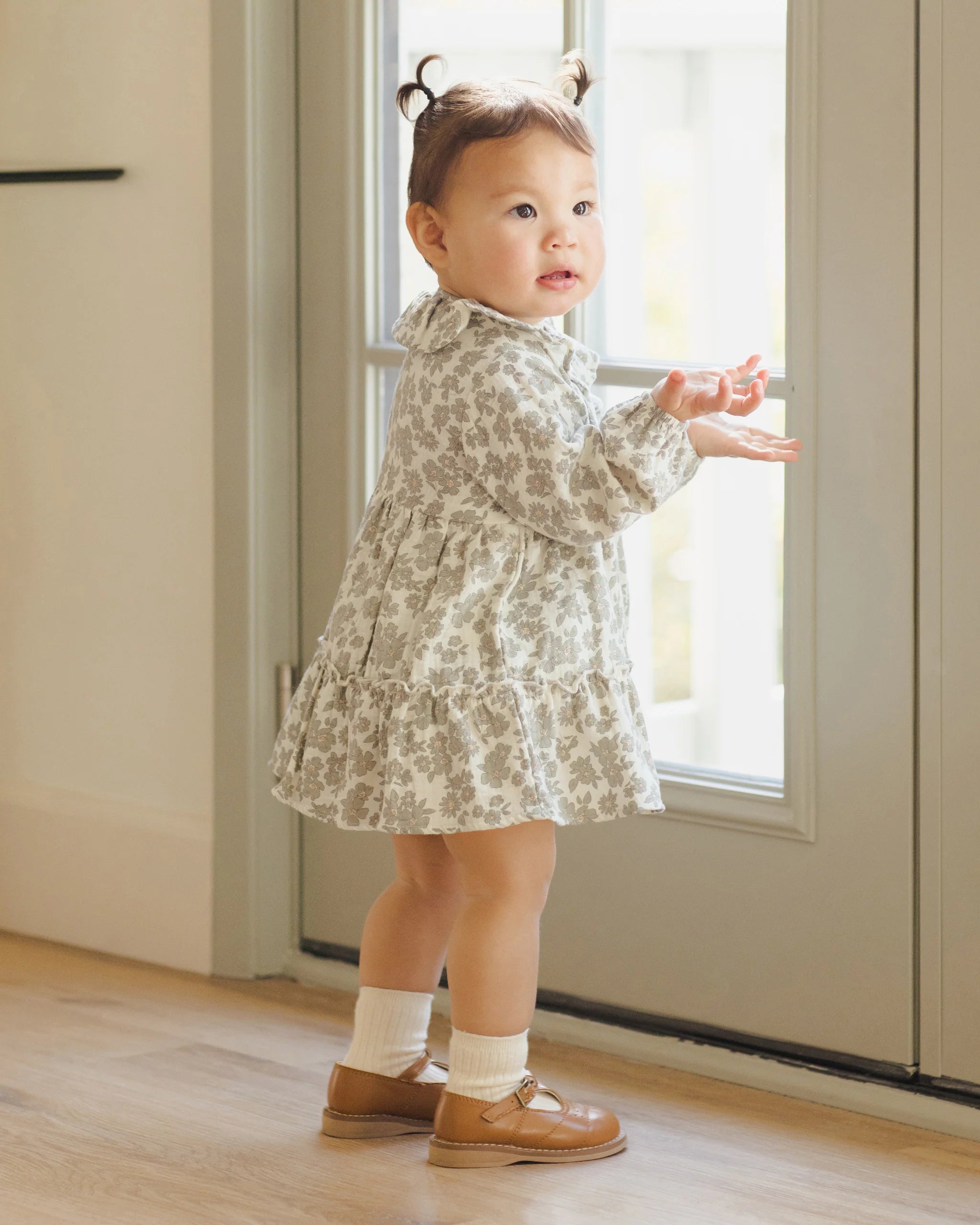 Green Floral Ruffle Collar Button Dress