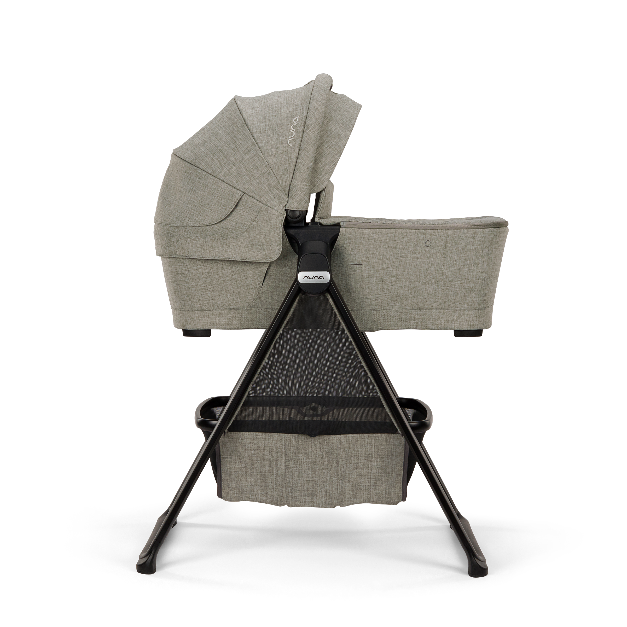 SWIV™ & TRIV™ series bassinet + stand