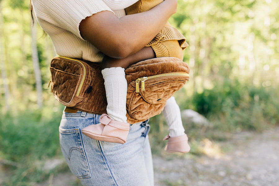 Tushbaby Hip Carrier - Velvet Sable