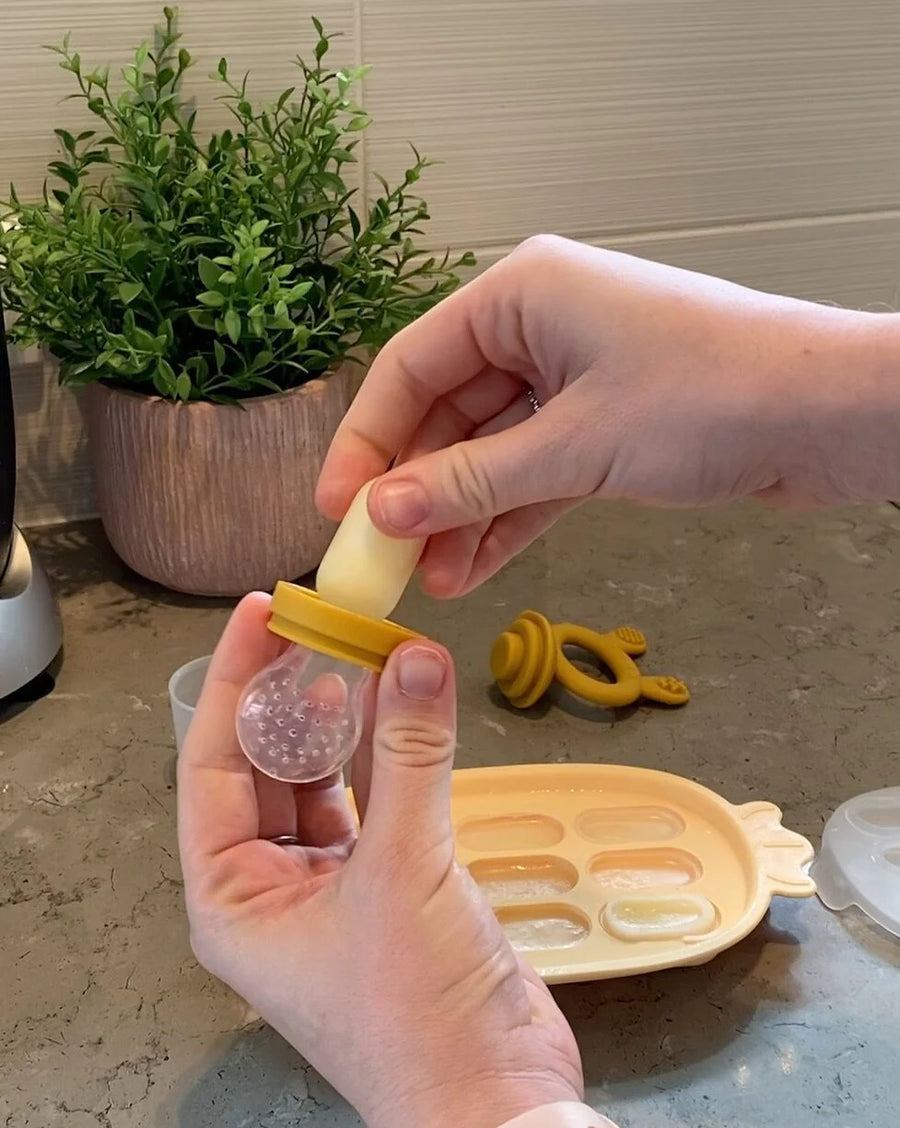 Haakaa Silicone Nibble Tray - Banana