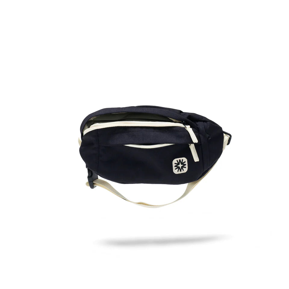 Louie Sling Bag