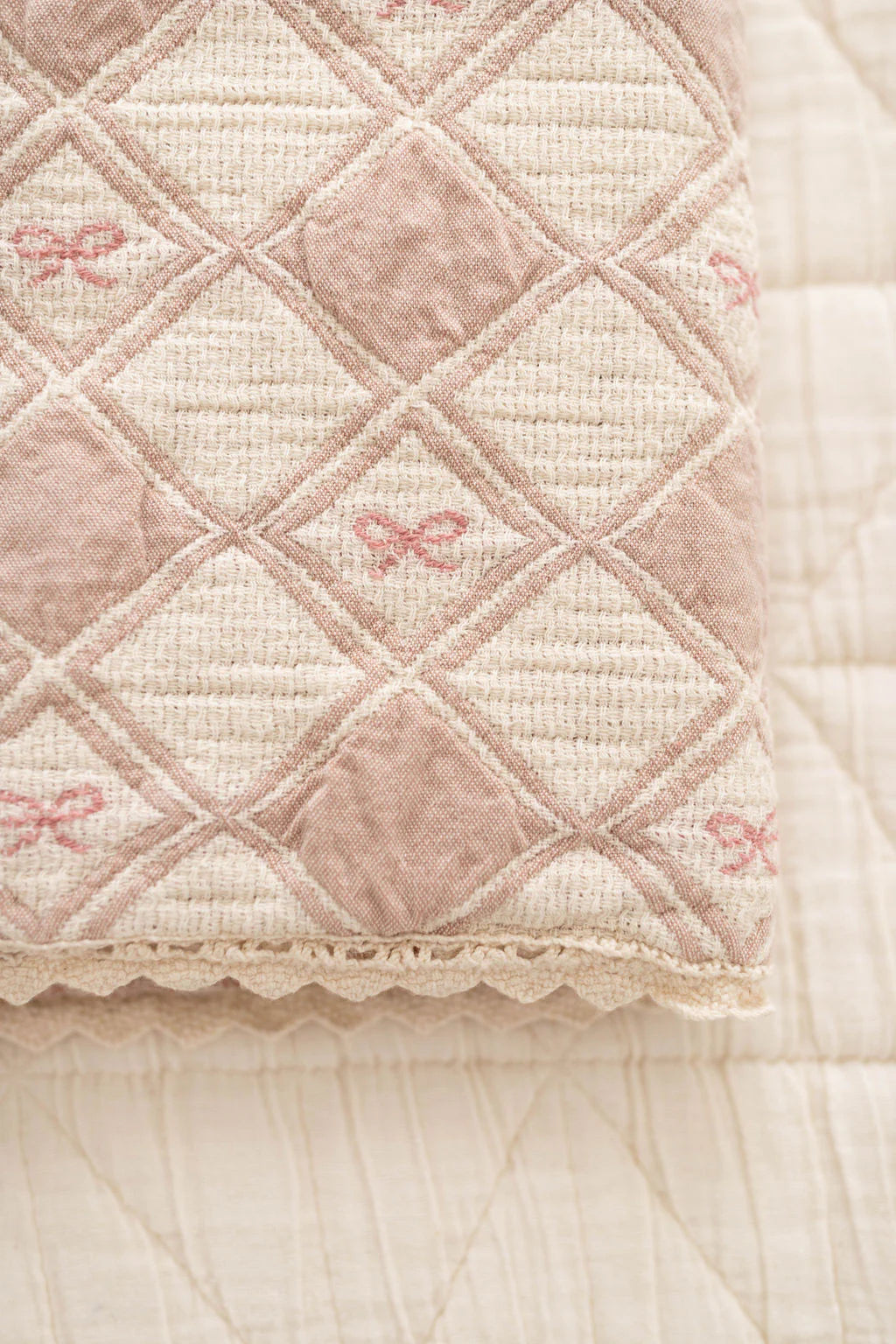 Patchwork Blanket - Bow