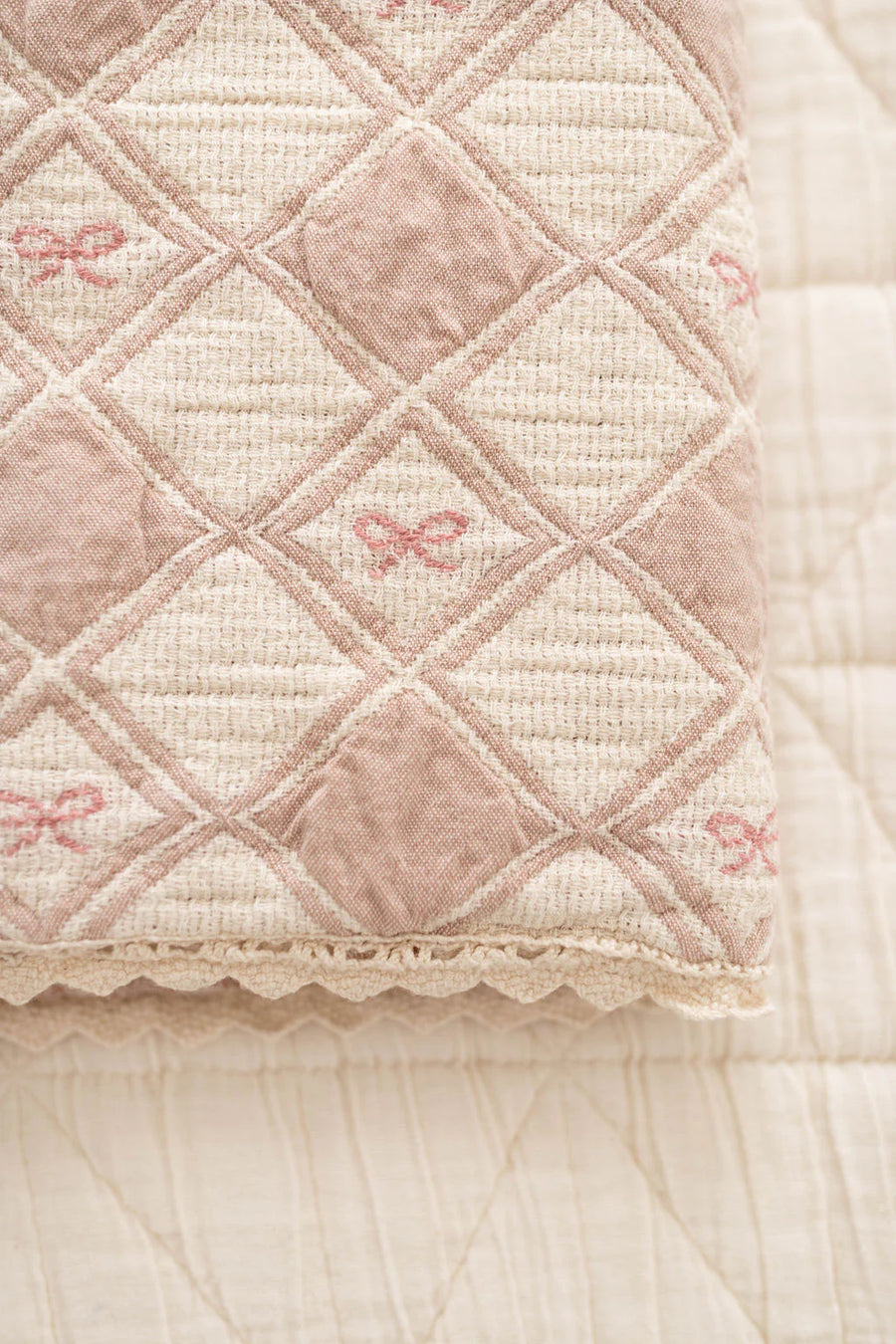 Patchwork Blanket - Bow