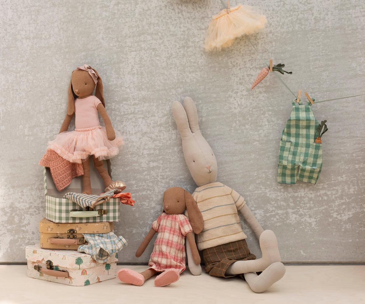 Chocolate Brown Bunny in Dress - Size 3
