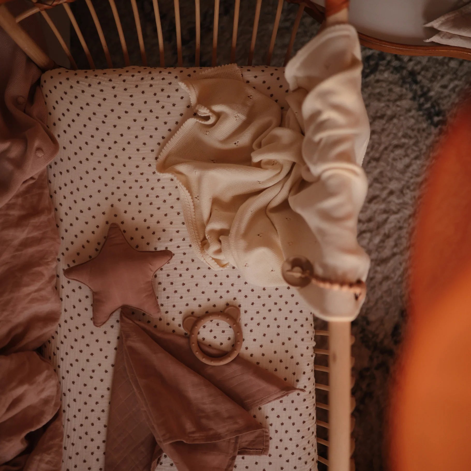 Bloom Muslin Crib Sheet