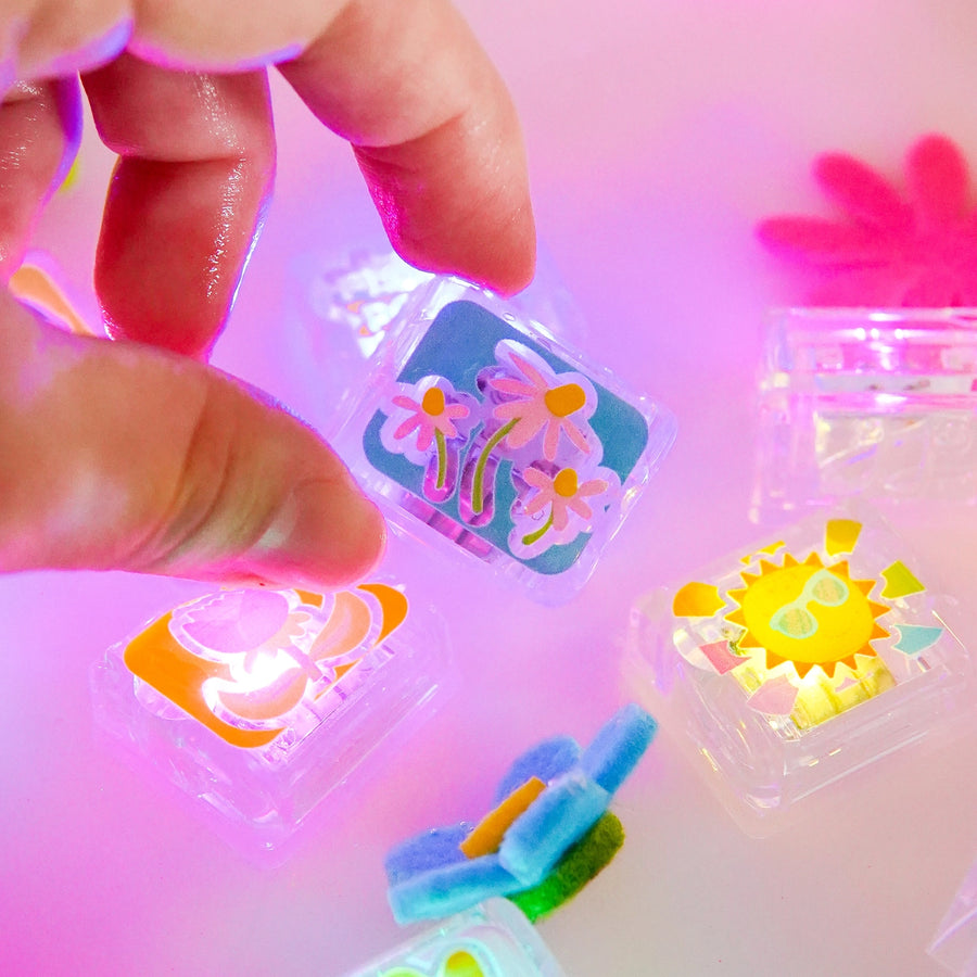 Flower Power Light Up Cubes - 6 pack