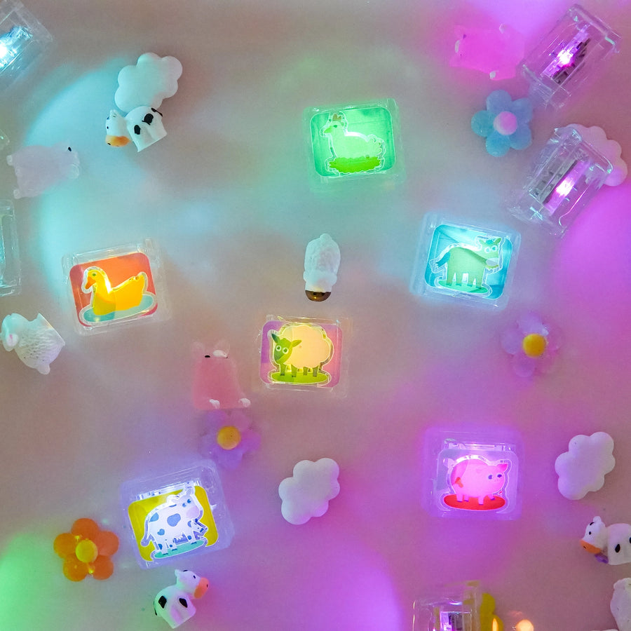 Farm Frenzy Light Up Cubes - 6 pack