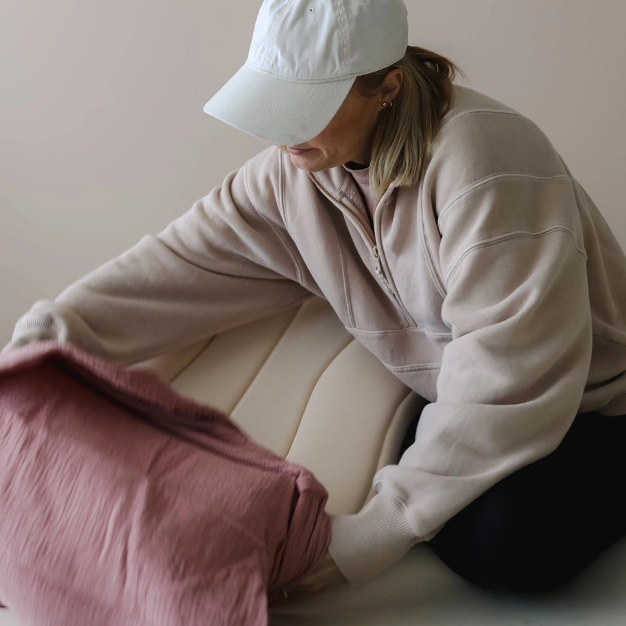 Organic Muslin Lounger Curve Cover - Gumdrop