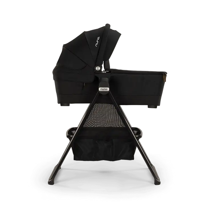 SWIV™ & TRIV™ series bassinet + stand
