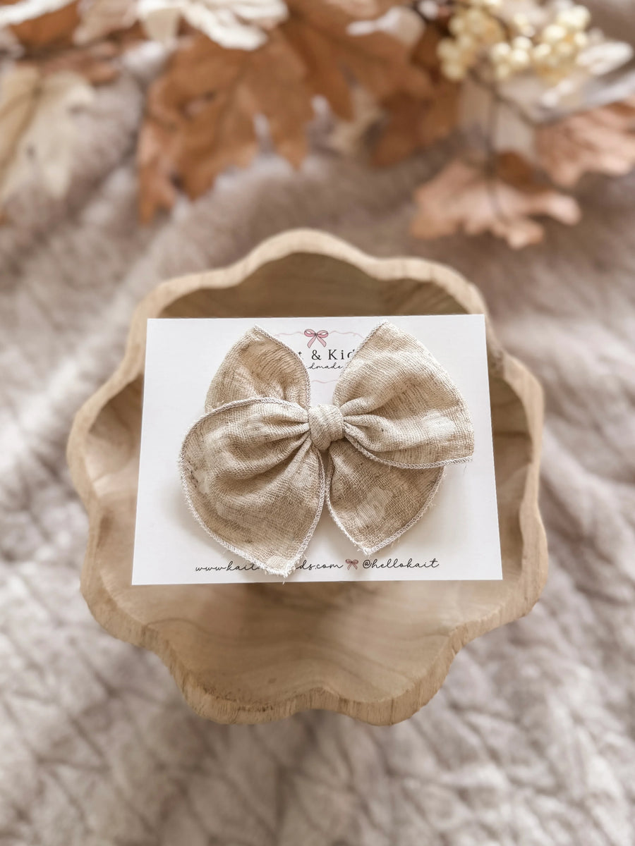 Fable Mini Bow Headband - Oatmeal Cookie