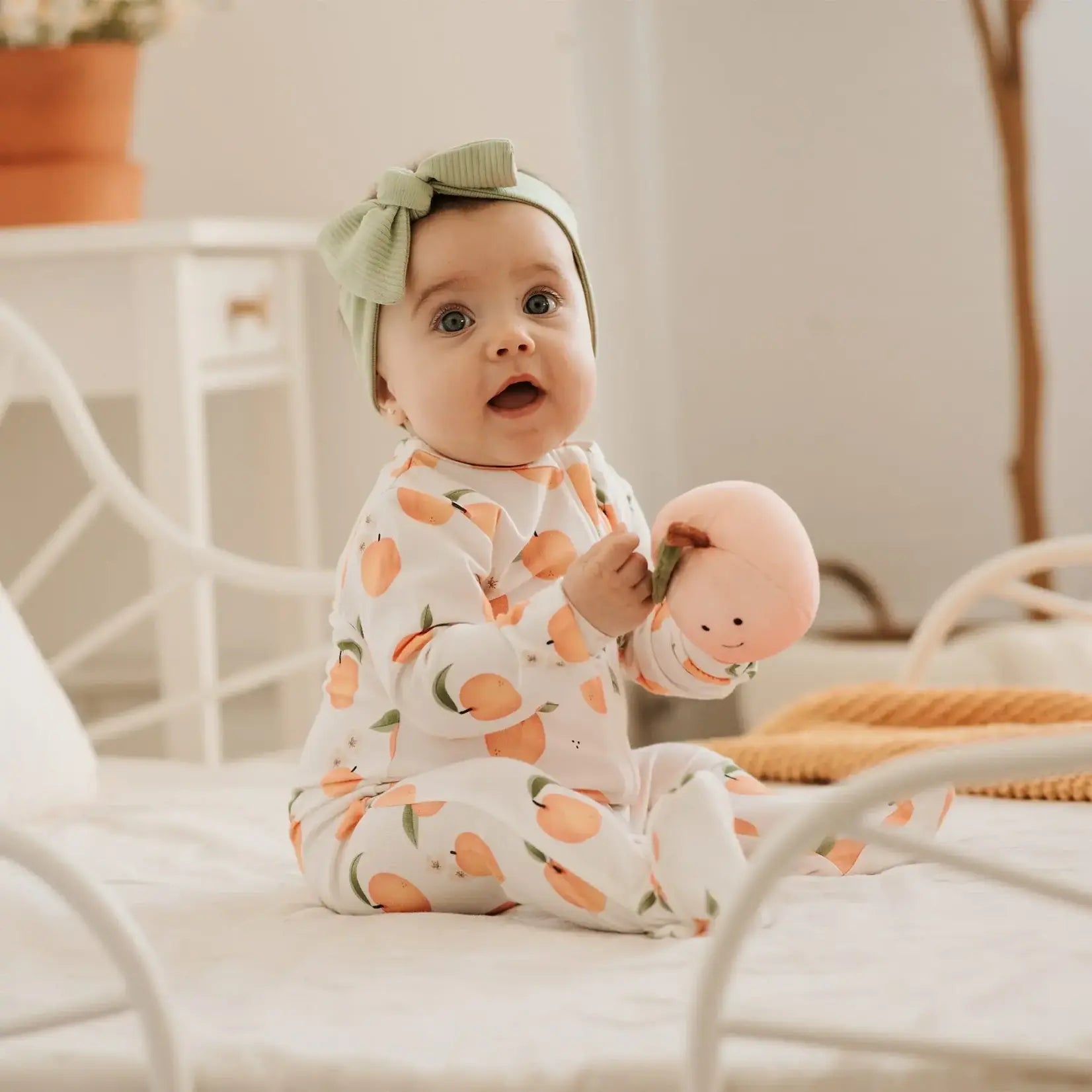 Peaches Zipper Footie