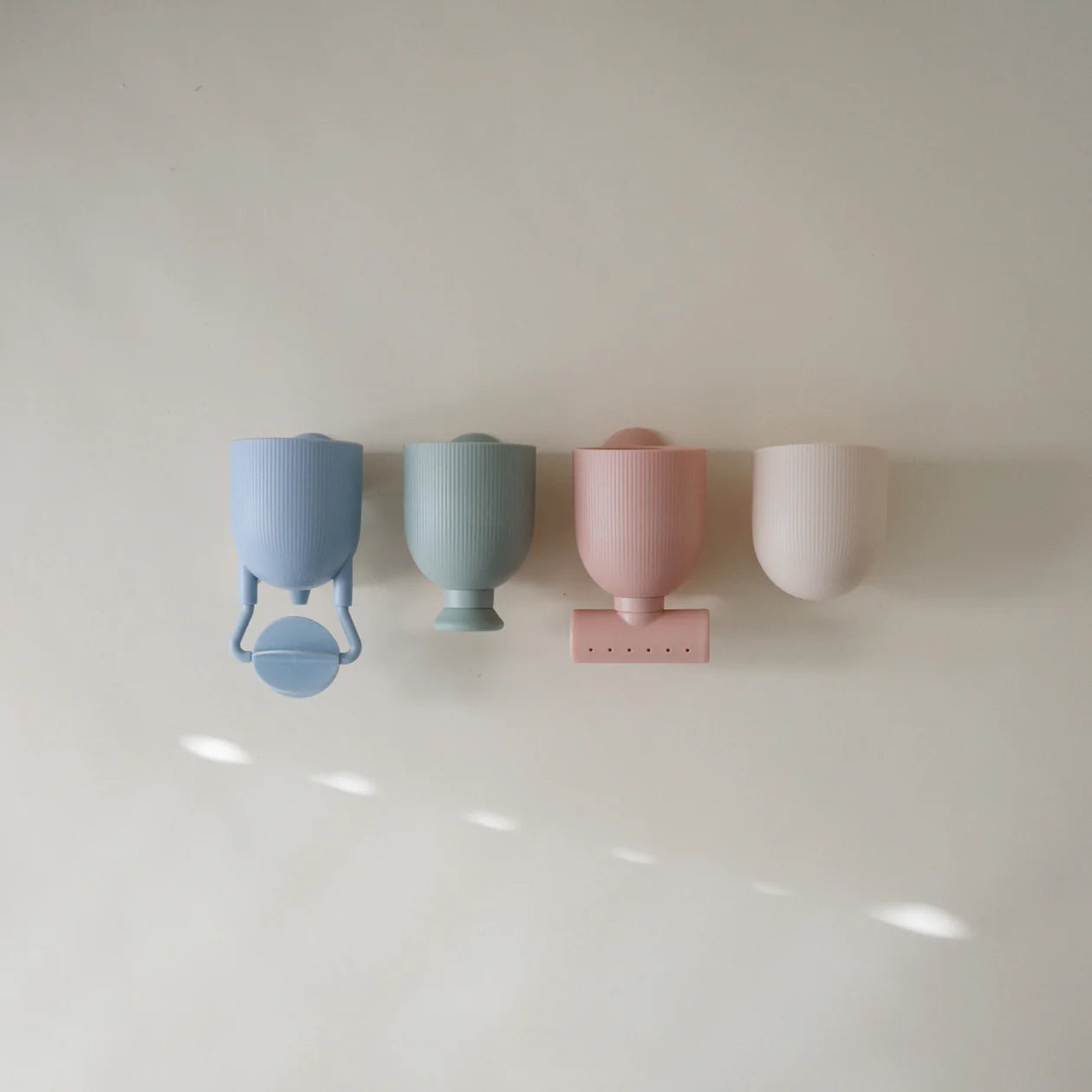 Pour and Play Bath Set