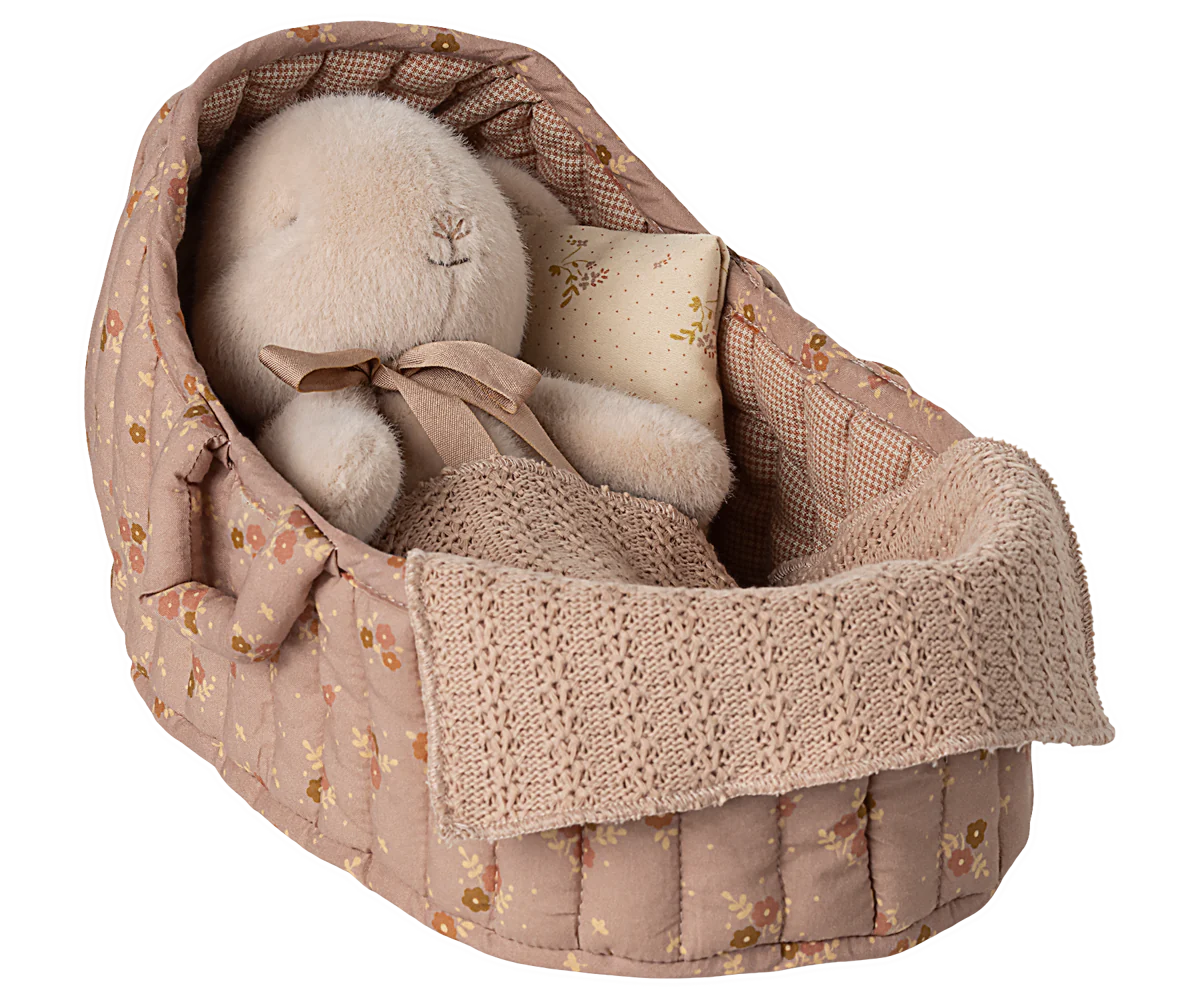 Large Rose Carry Cot