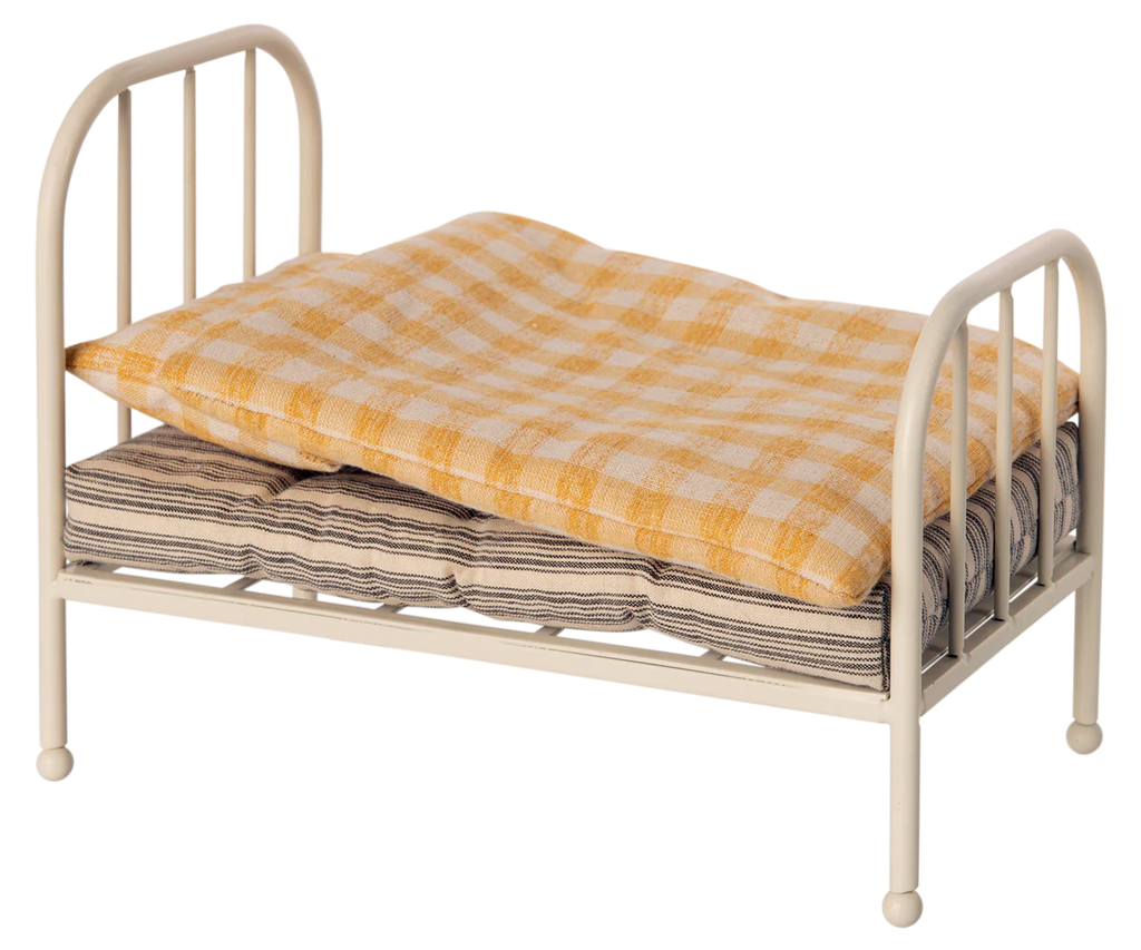 Teddy Junior Vintage Miniature Bed