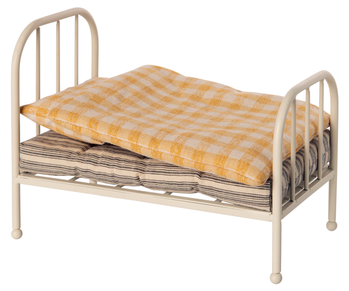 Teddy Junior Vintage Miniature Bed