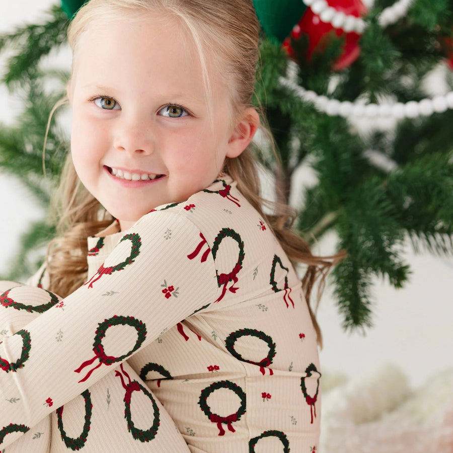 Christmas Wreaths Ribbed Two-Piece Set