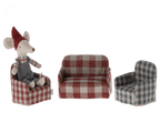 Red Gingham Chair, Mouse