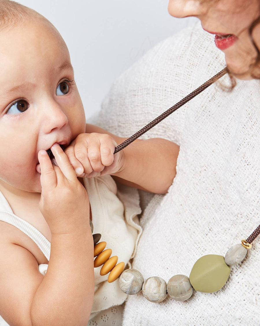 Saddle Signature Teething Necklace